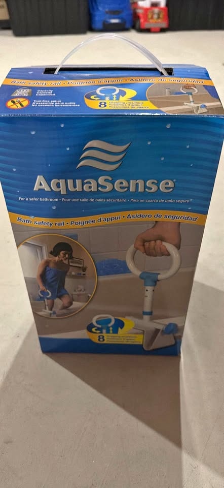 Bath safety rail