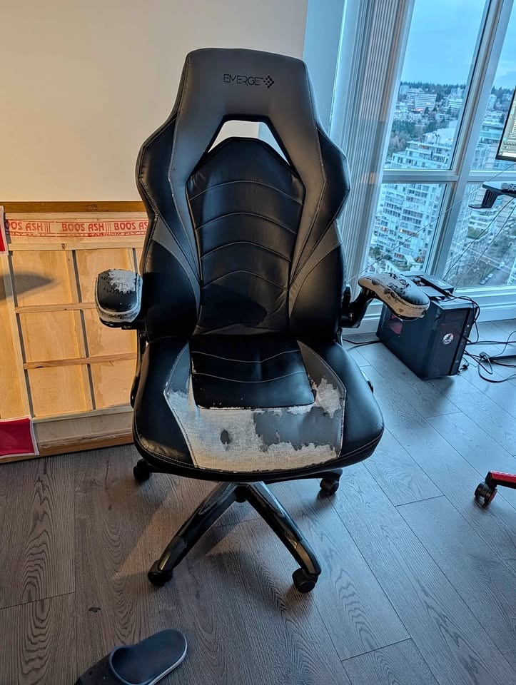 Free Gaming Chair
