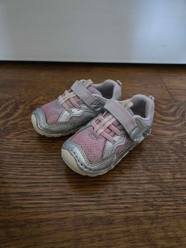 Stride Rite Soft Motion Kylo Sneaker Size 5 - photo 4