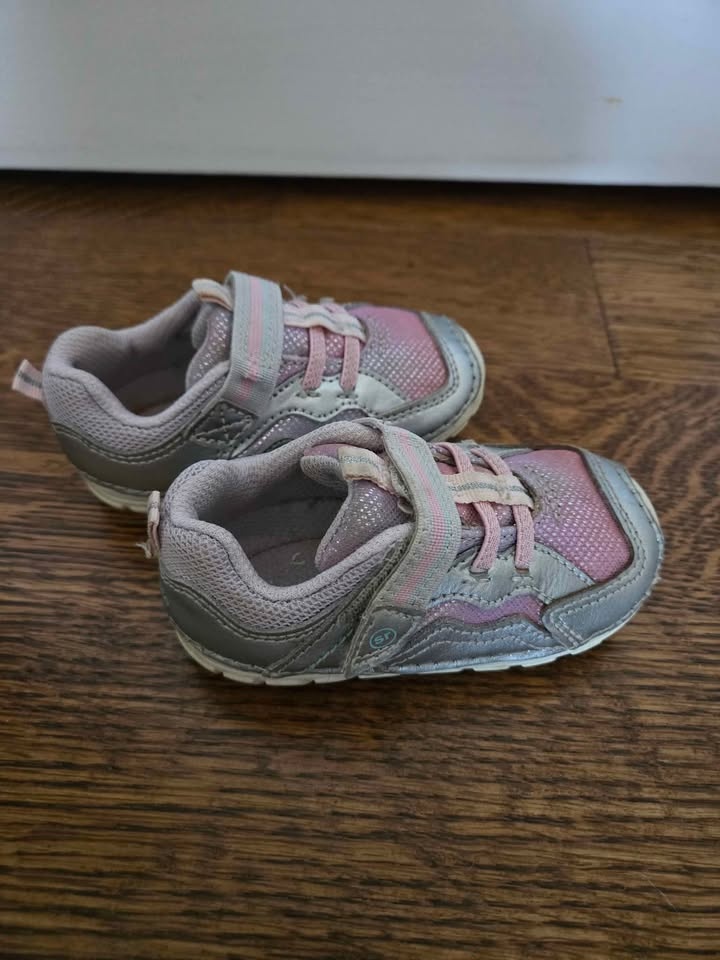 Stride Rite Soft Motion Kylo Sneaker Size 5 - photo 5