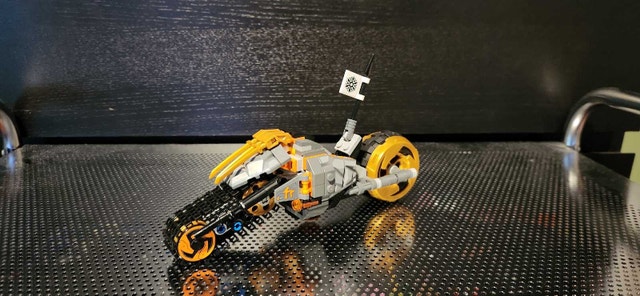 Lego Ninjago Coles Dirt Bike