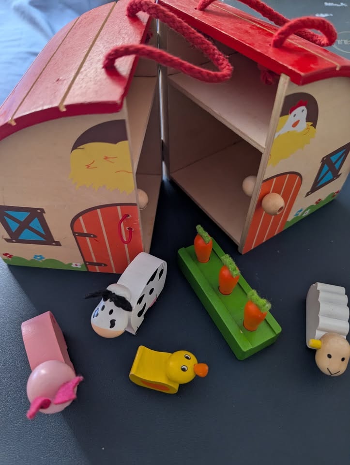 Wooden Farm House Play Set - photo 2