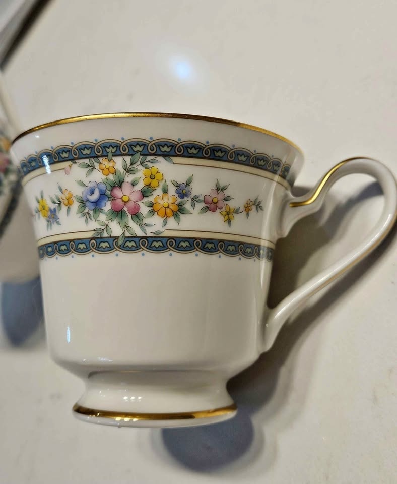 Set of 2 Noritake Amenity Teacups - Excellent Condition