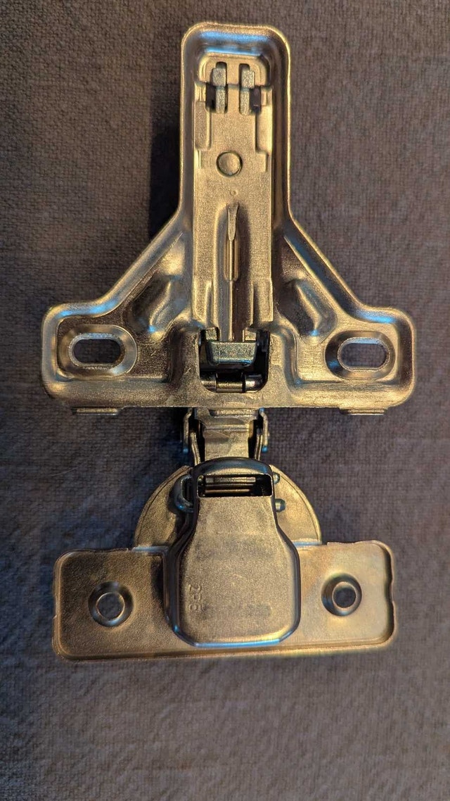 Salice Cabinet Hinges - 53 Pieces - photo 4