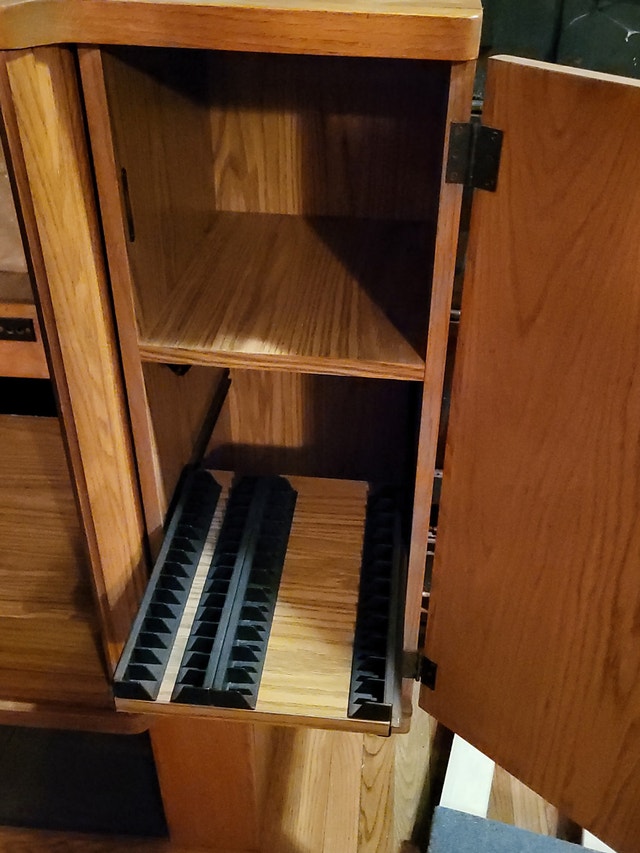 Vintage Entertainment Unit - photo 4