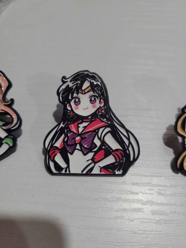 Sailor Moon Themed Enamel Pins - photo 5