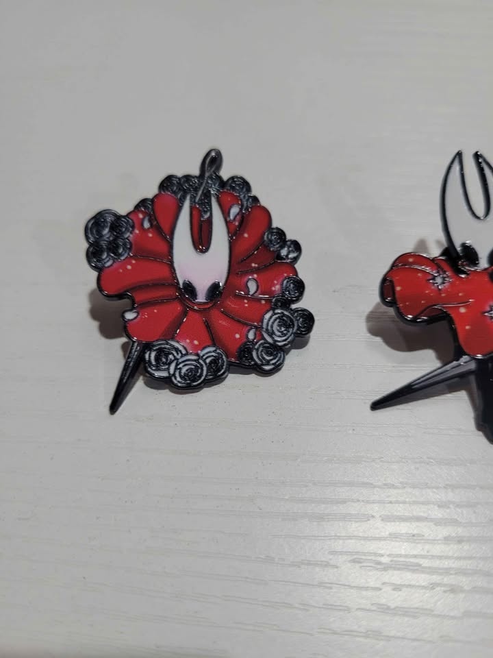 Hollow Knight Silksong Pins - photo 2