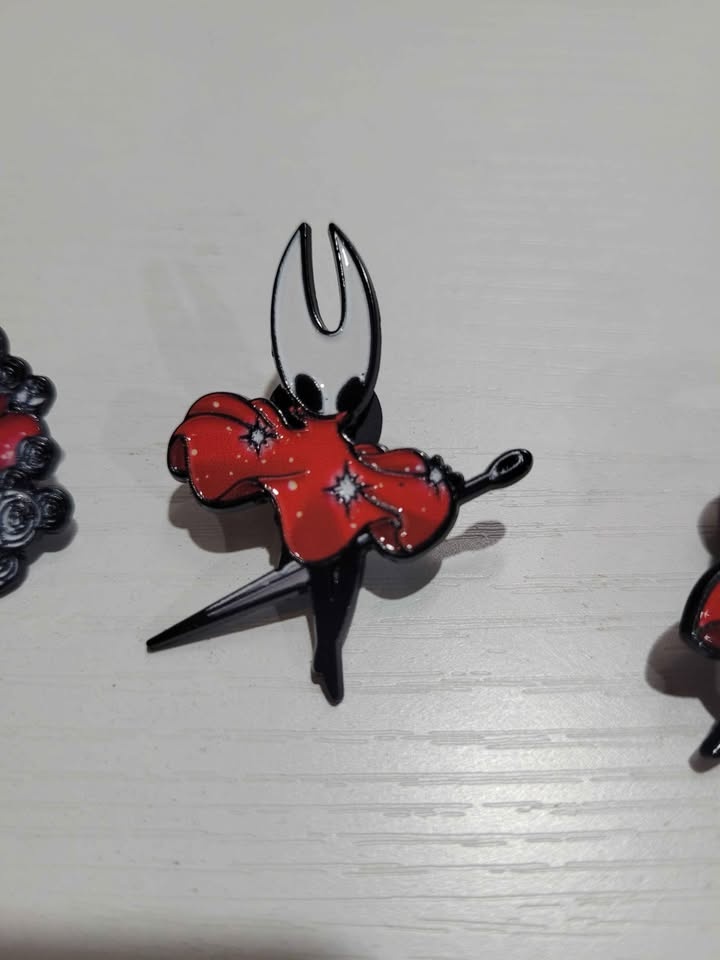 Hollow Knight Silksong Pins - photo 3