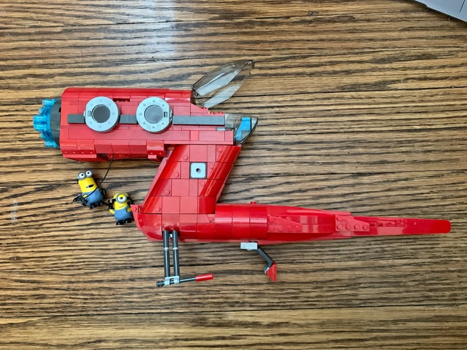 MINIONS SUPERVILLAIN JET (AS-IS)