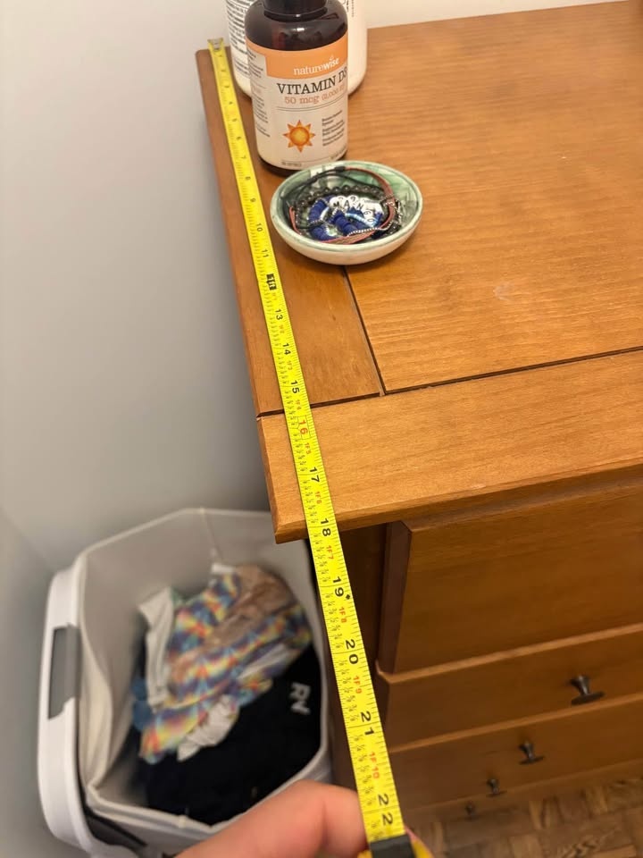 Dresser for sale - dimensions in picture - photo 3