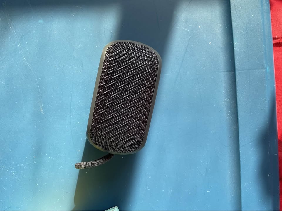 Onn. Small Rugged Bluetooth Waterproof Speaker - photo 4