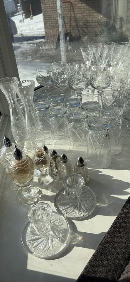 Large Vintage Crystal Glassware Collection – Estate Sale
