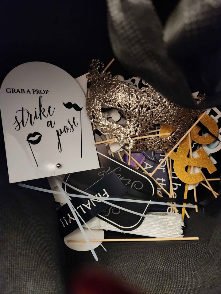 Photo Booth Props for Wedding - photo 2