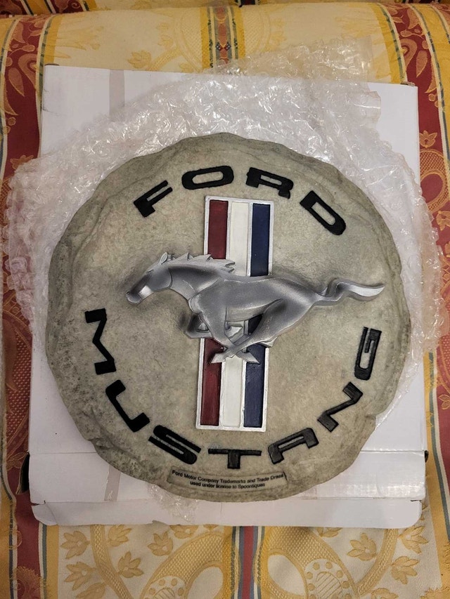 Spoontique Collectible plaque  Ford Mustang Resin Plaque