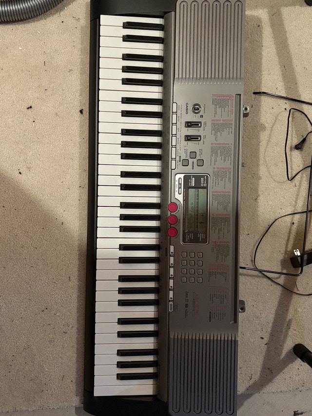 CASIO LK-230 Keyboard - photo 2