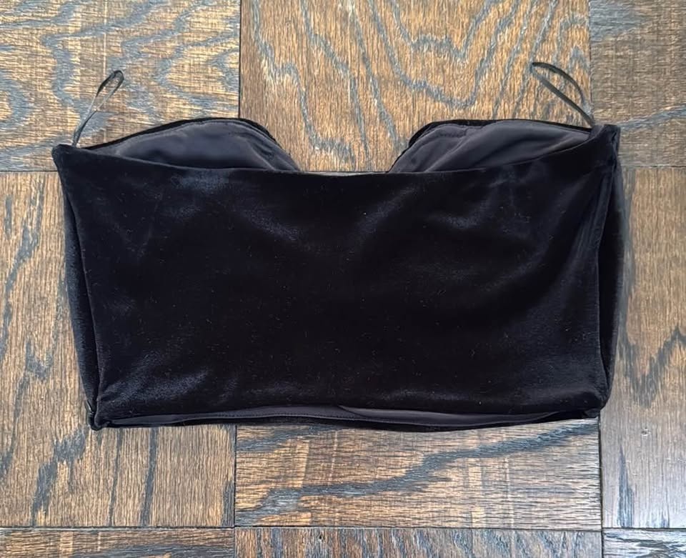 Zara Deep V Velvet Crop Top - Size S - photo 2