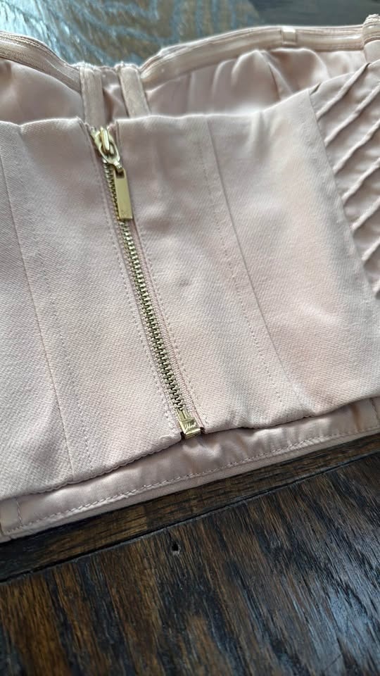 Marciano Dusty Pink Bustier Top - Size 6 - photo 4