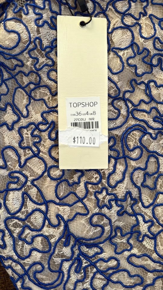 NWT Topshop Blue and White Lace Skirt - Size 4 - photo 5
