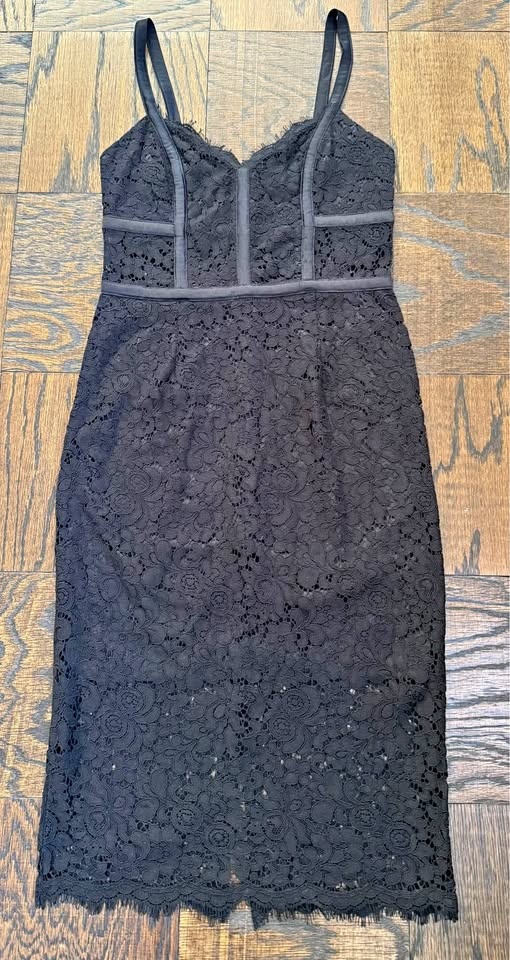 NWT Express Black Lace Midi Dress - Size 4