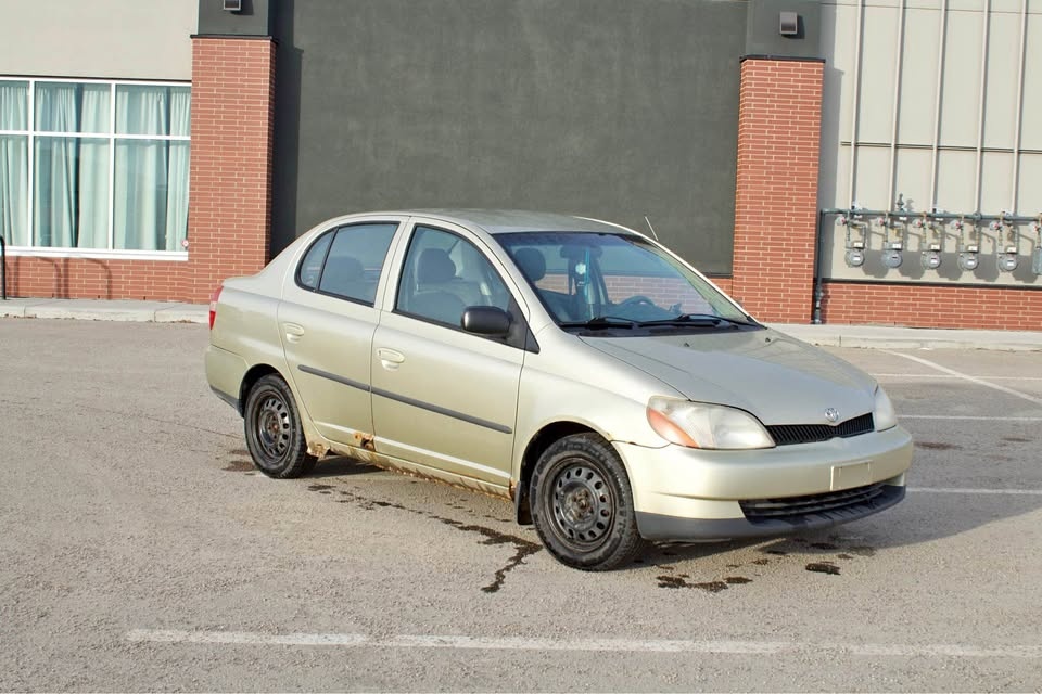 2001 Toyota Echo
