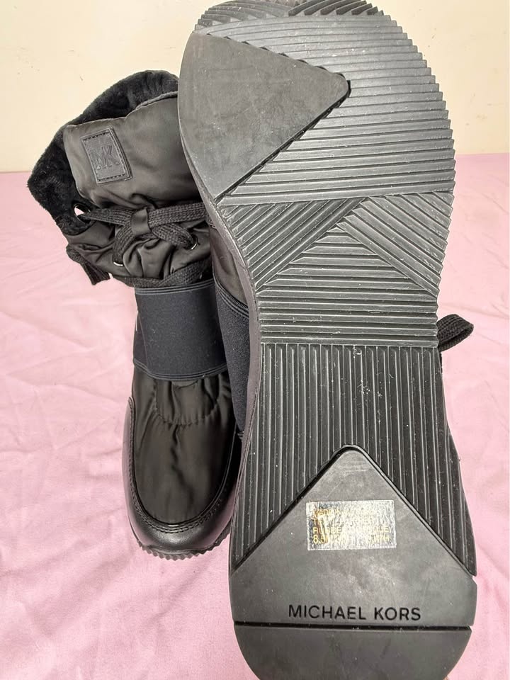 Black Winter Ankle Boots - photo 4