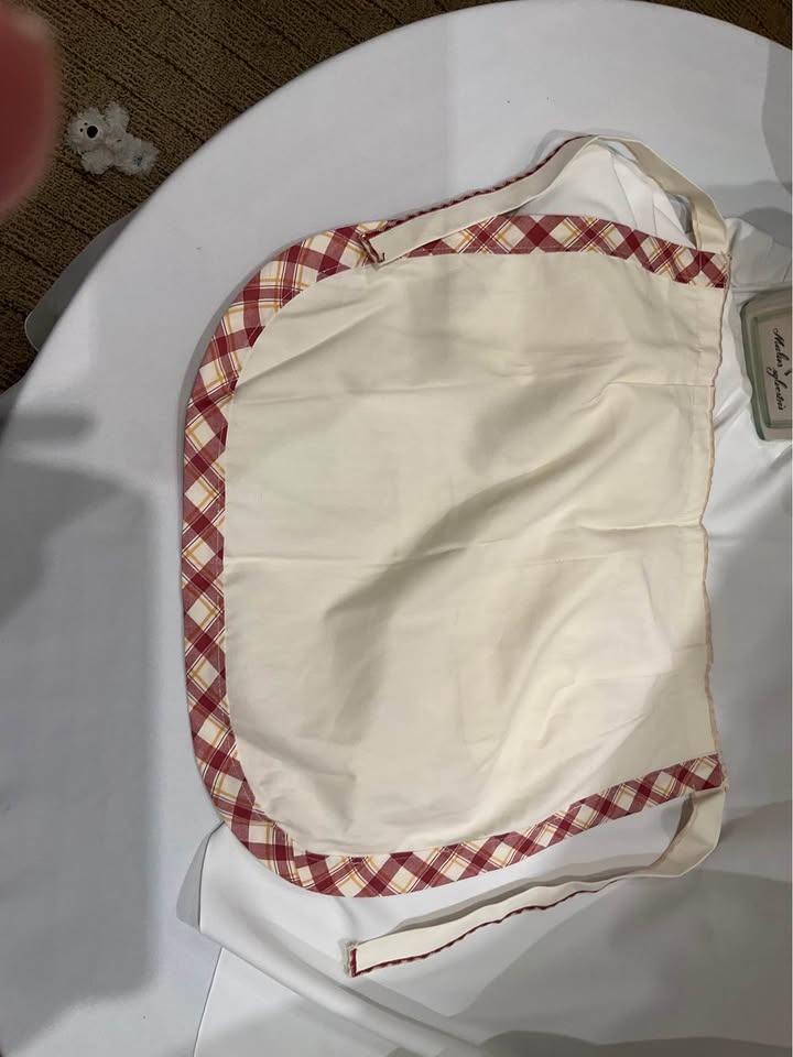 Cute Vintage half apron cream with red plaid trim - photo 4