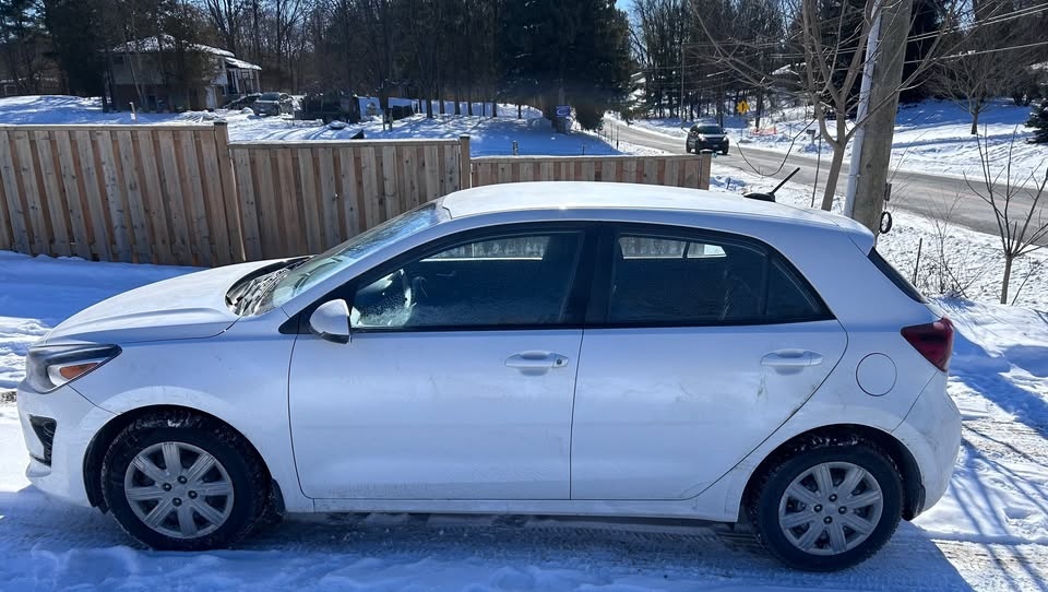 2023 Kia Rio 5 LX - photo 4