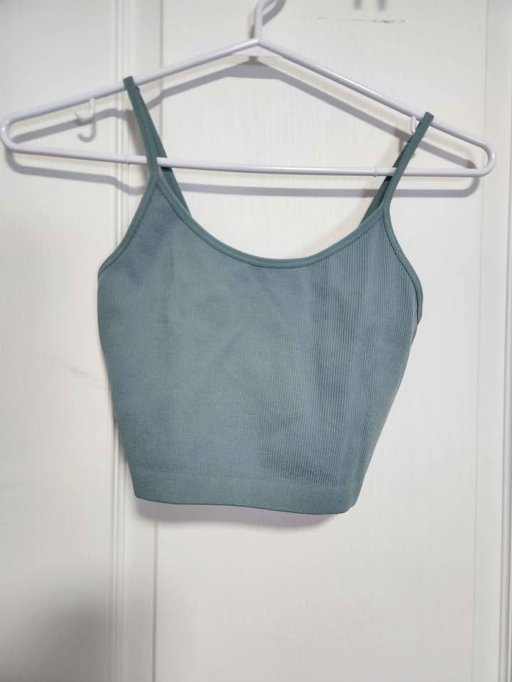 Women's XS-S Athletic Crop Top Bundle | TNA / Adidas / Workout T - photo 5