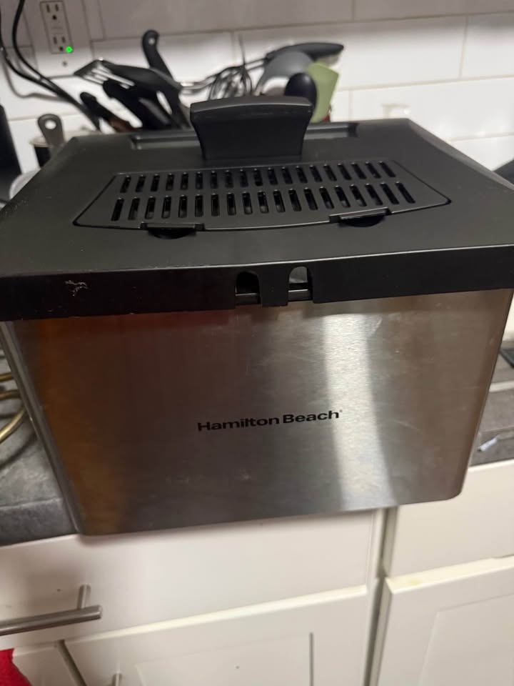 Hamilton Beach Electric Deep Fryer – Used, Good Condition - photo 5