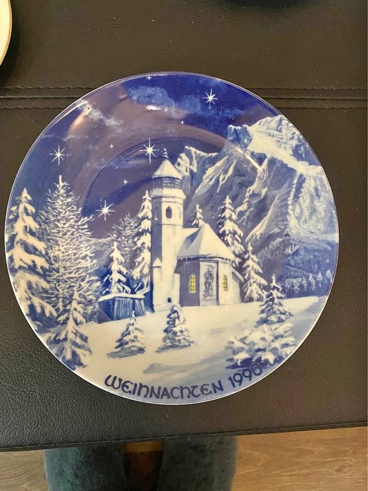 Collector wall plate from Bavaria