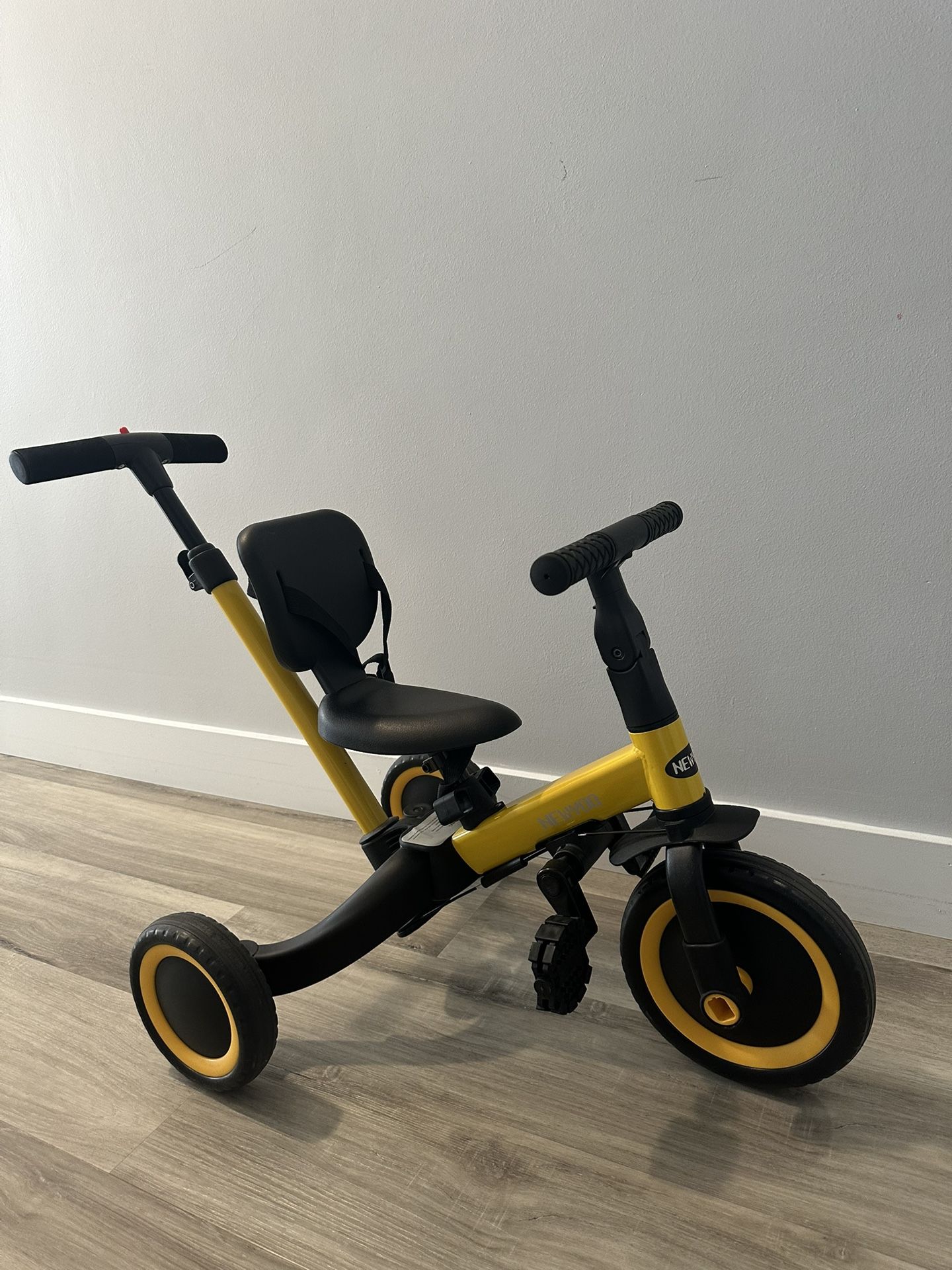 New Yoo Tricycle for Toddlers 1-3, 5 in 1 Baby Balance Bike
