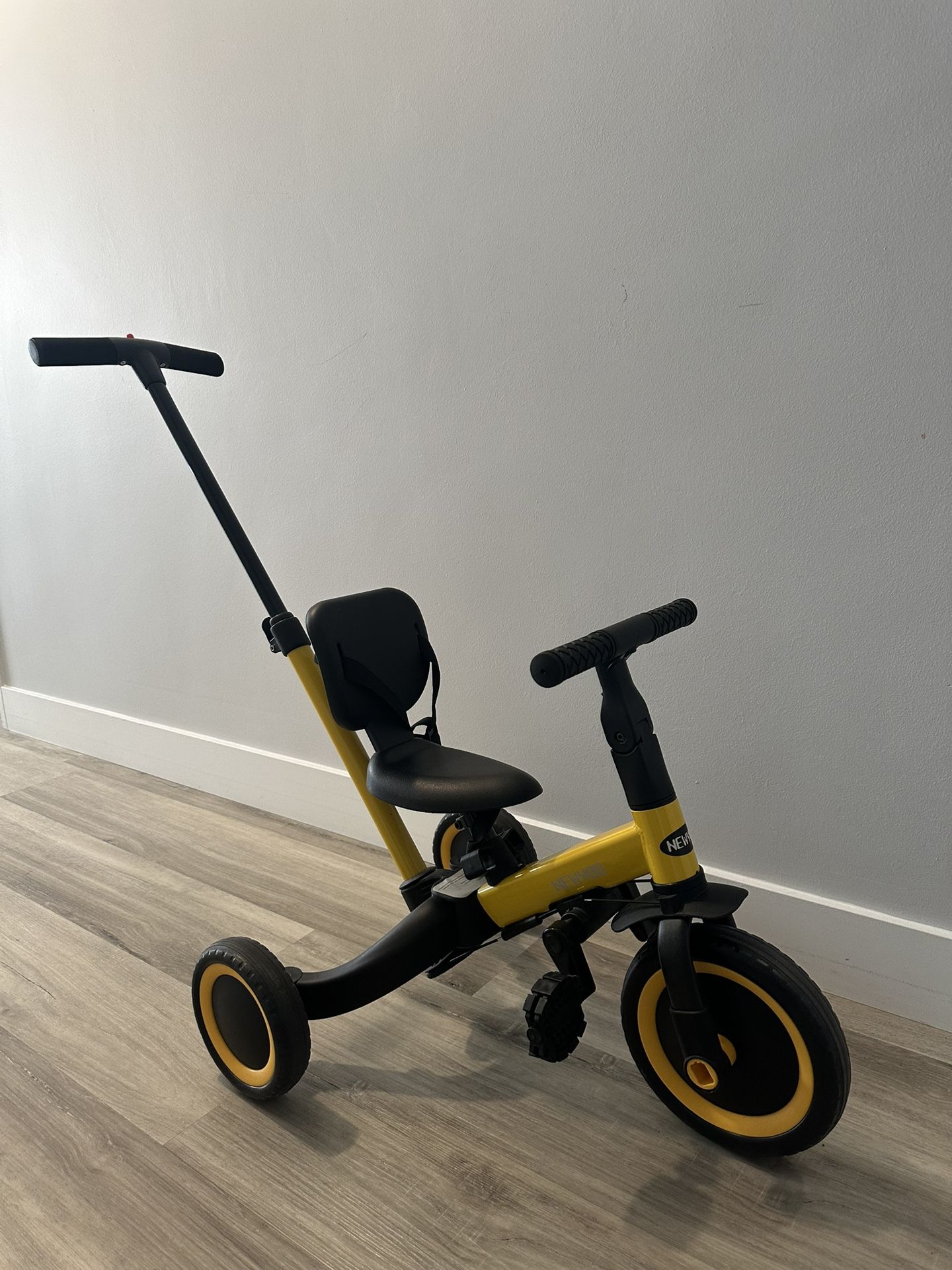 New Yoo Tricycle for Toddlers 1-3, 5 in 1 Baby Balance Bike - photo 2