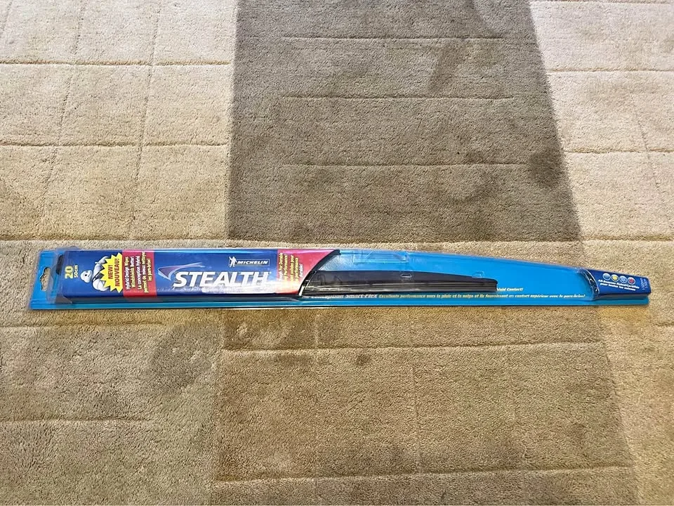 Brand New Michelin Stealth 20" 50cm Wiper-port union/401 thumbnail