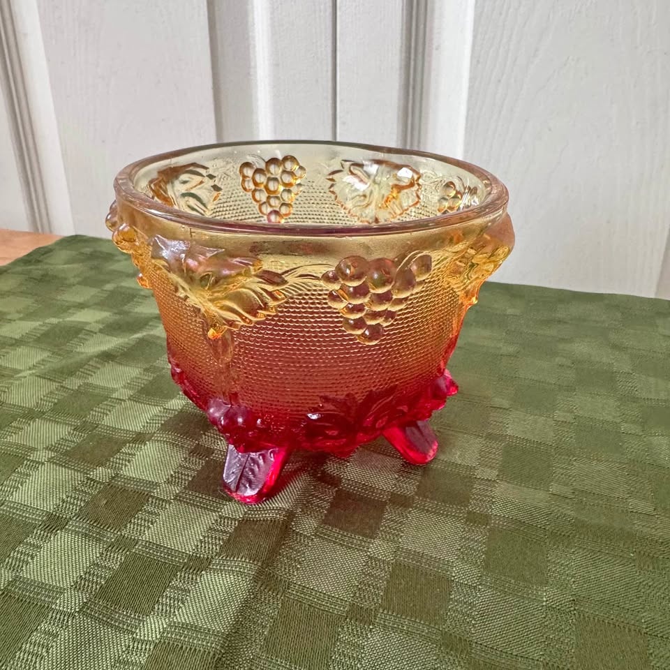 Vintage Harvest Grapes Footed Bowl