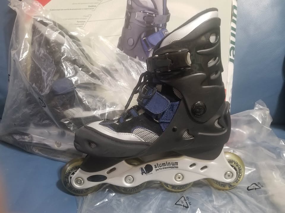 Ladies Blade Runner Pro 55 Inline Skates – Size 6 Brand New - photo 5
