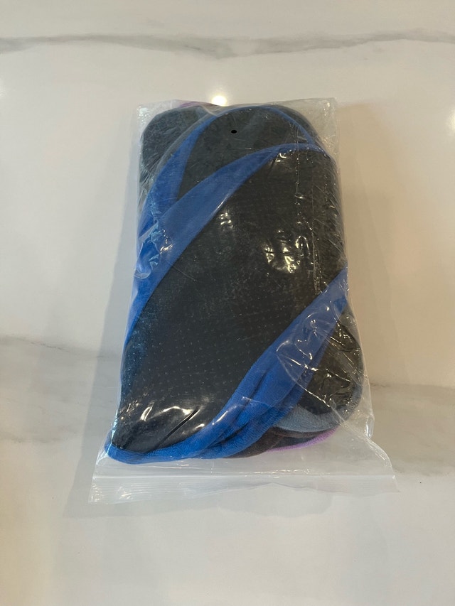 Non Slip Slippers - Brand New in Packaging - photo 2
