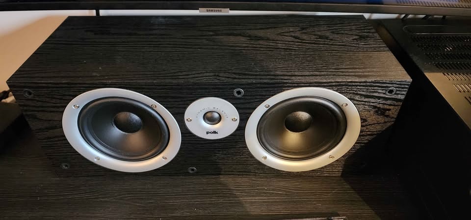 Home Theatre System: Polk Audio & Marantz - Fully Working - photo 3