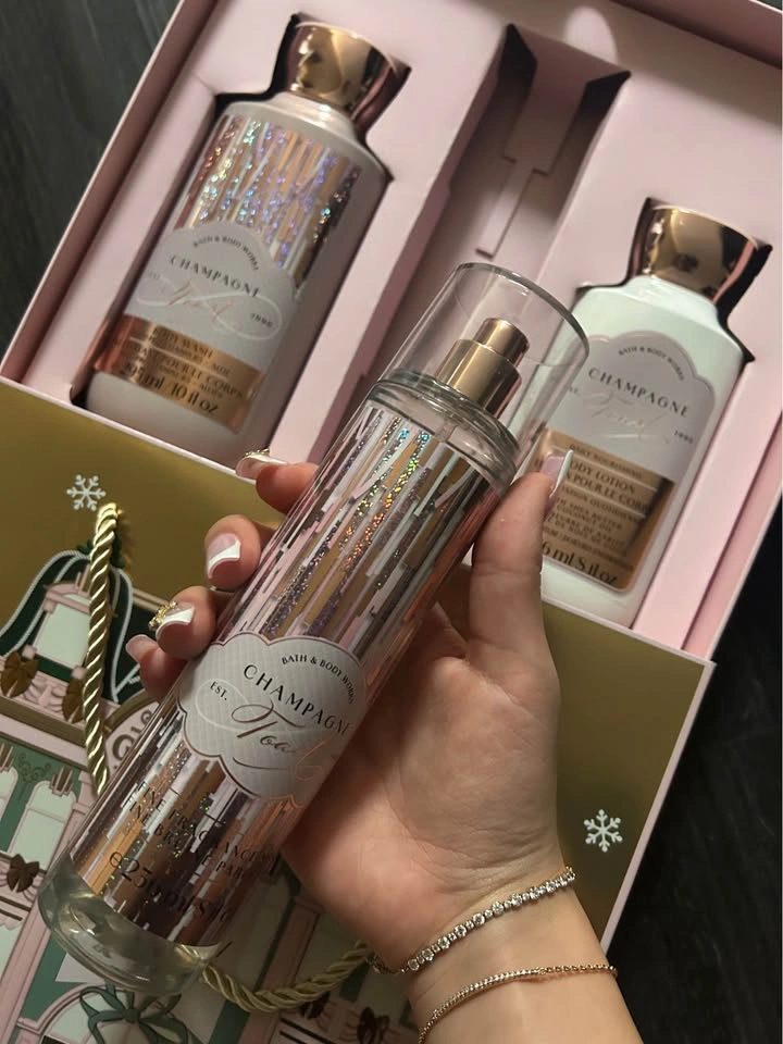 Bath & Body Works Champagne Toast Gift Set - photo 2