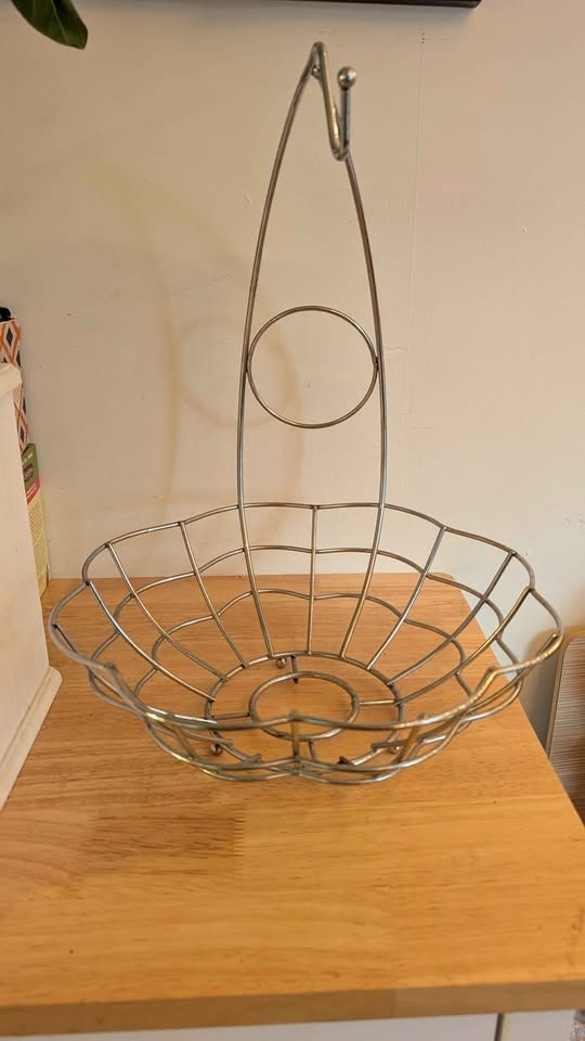 Fruit basket with banana hook - photo 2