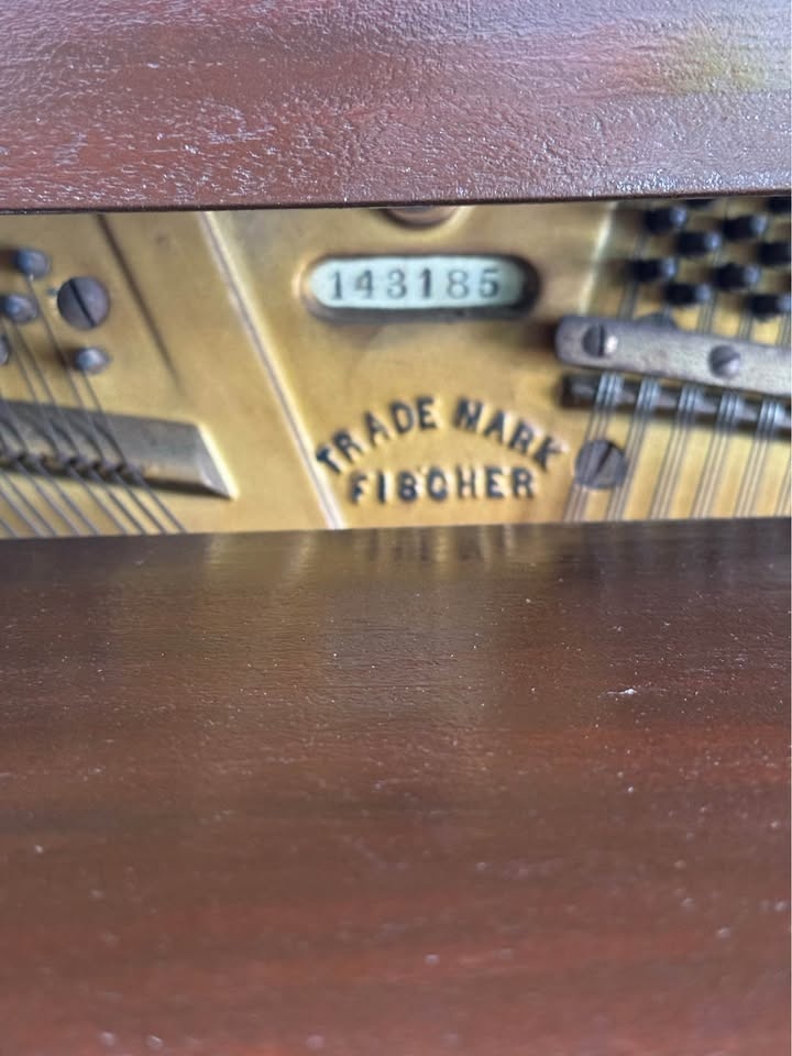J & C Fischer New York Upright Piano - photo 3
