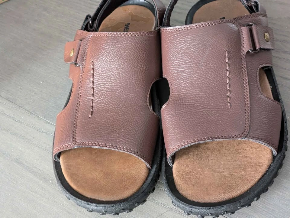 Sandals (Size 8/9) - photo 2