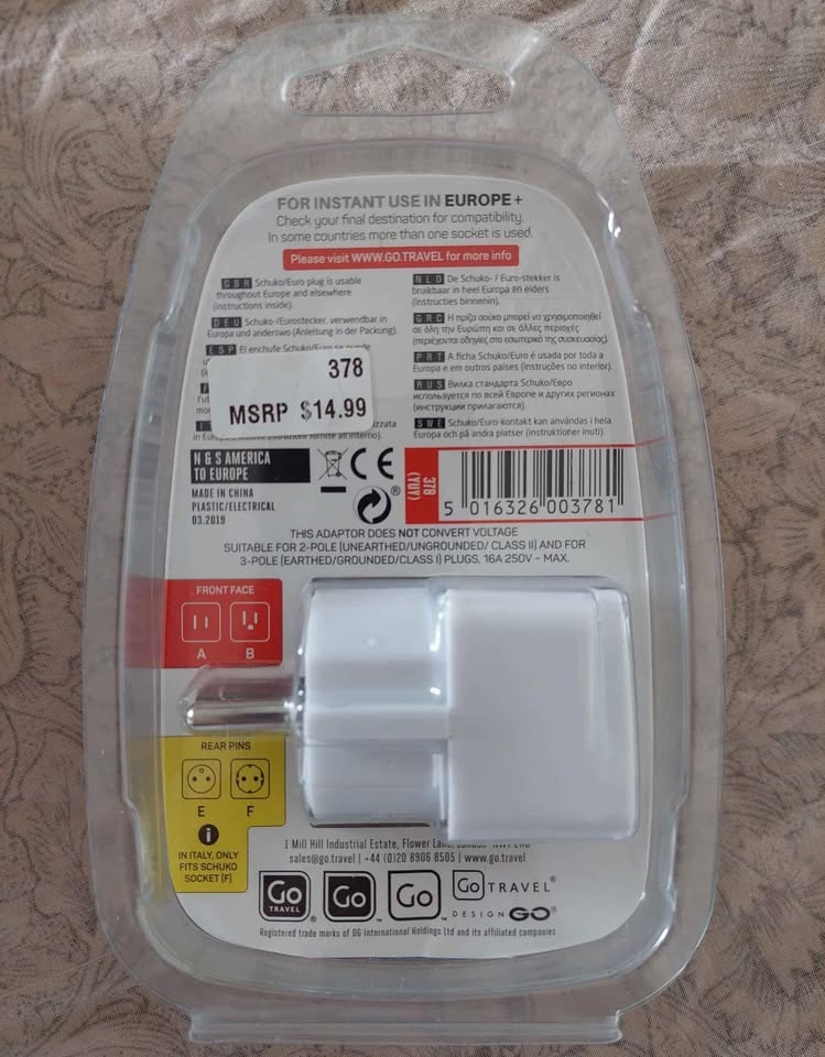 Travel adapter (Euro) - photo 2