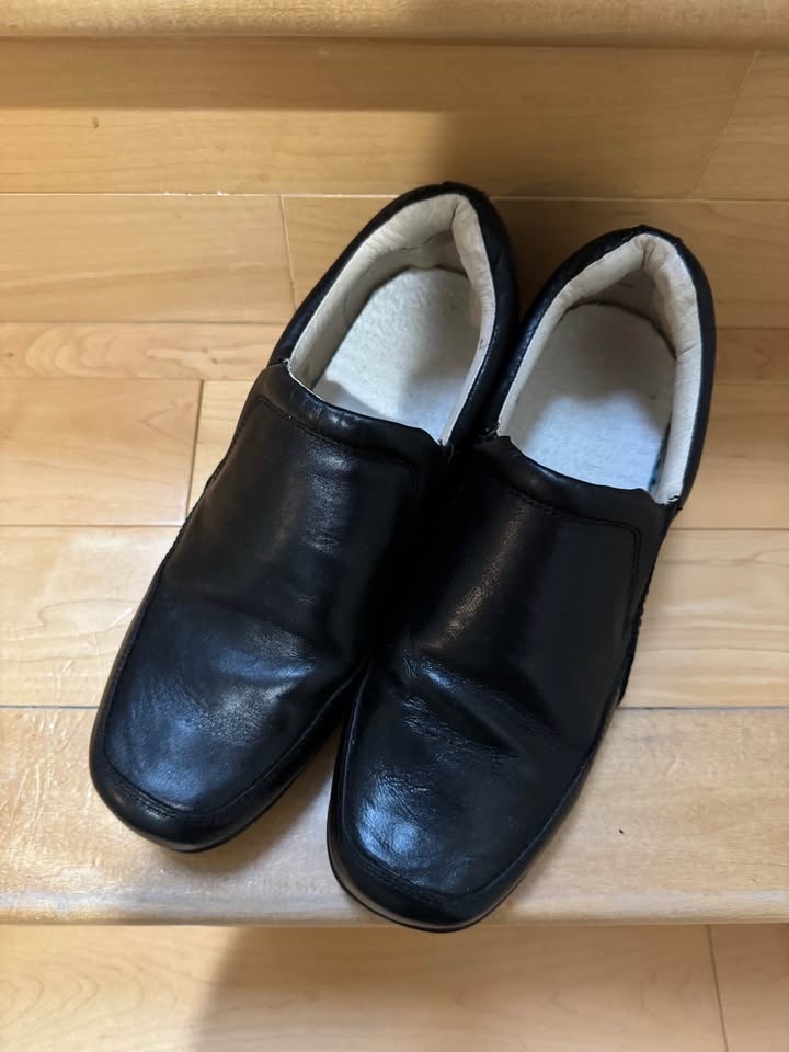 Women’s Black Leather Loafers - Size 10W - photo 2