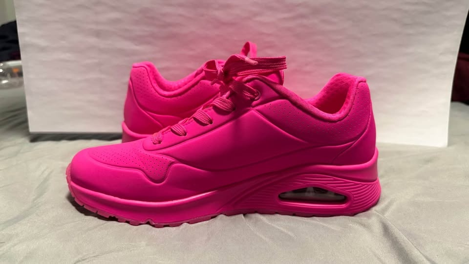 Skechers Uno Night Shades Hot Pink Neon Sneakers - Size 9 - photo 2