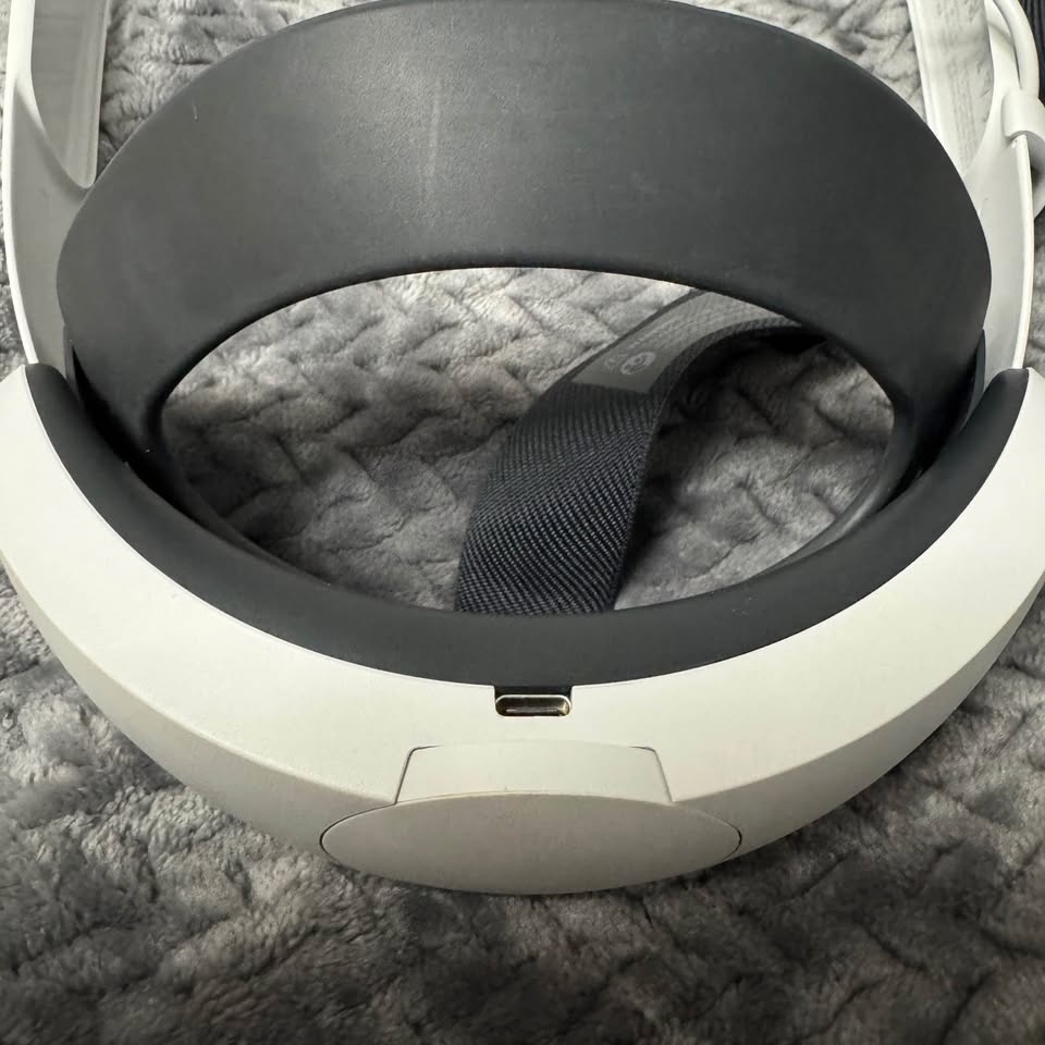 Meta/Oculus Quest 2 Elite Strap With Battery - photo 3