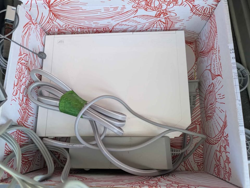 Original Wii - EUC - photo 2