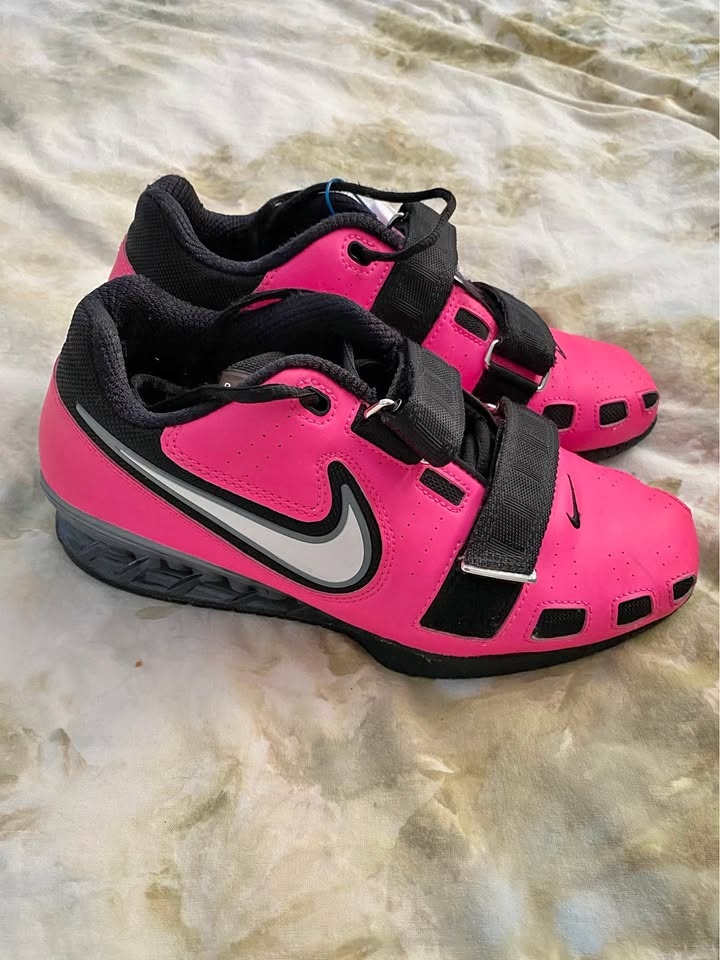 NIKE ROMALEOS 2 - Pink - Size 7 Mens
