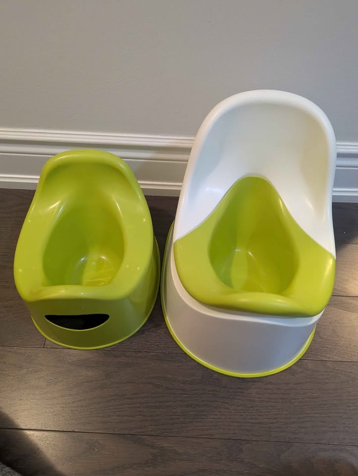 Potty - One travel potty & one regular potty - photo 2