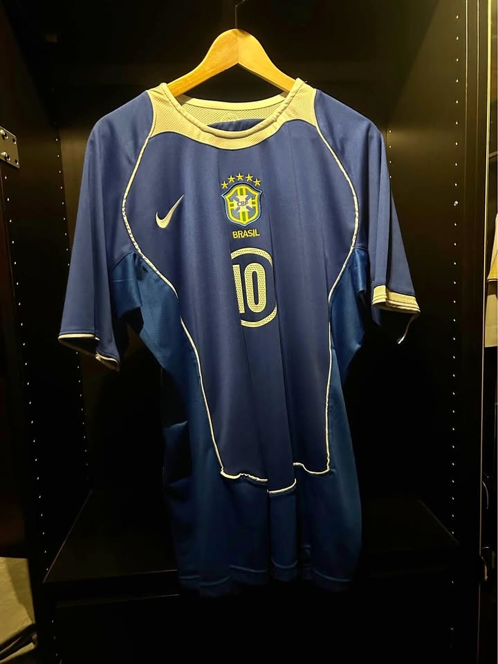 2004/06 Brazil Away Jersey Ronaldinho