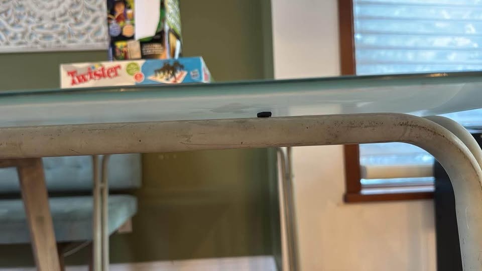Glass top table - photo 3
